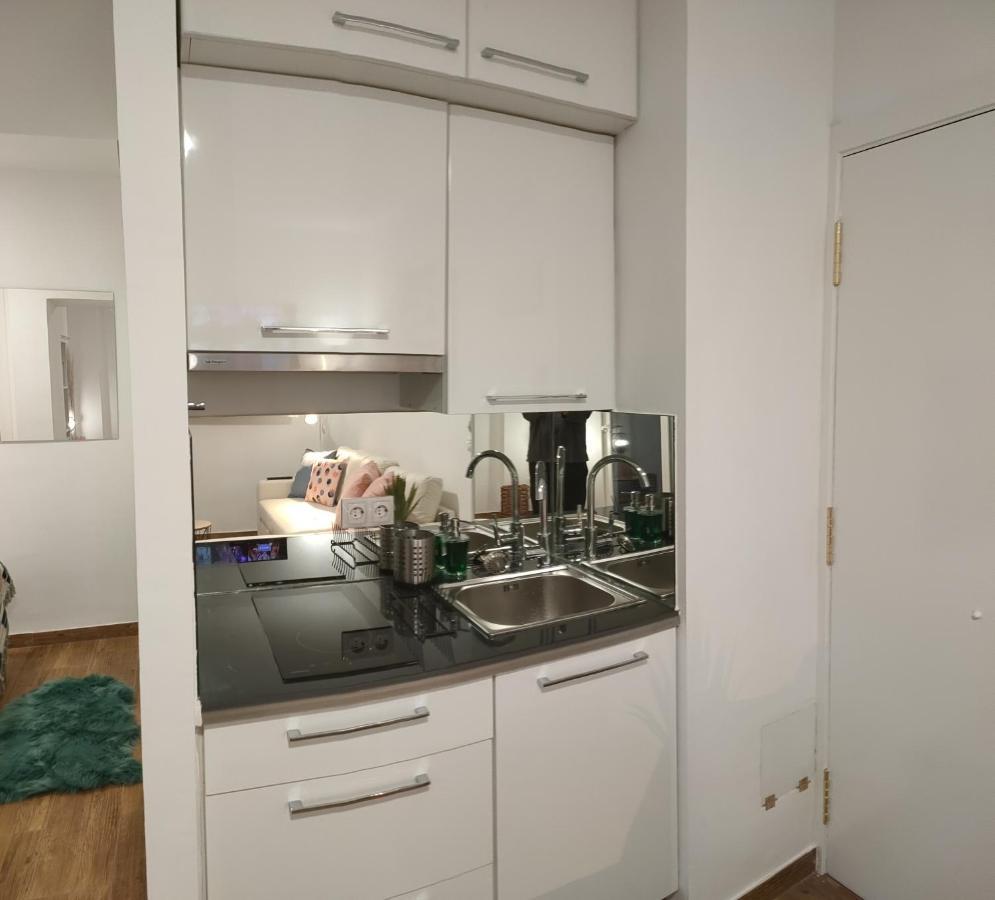 טורמולינוס Bellevue Sea View Apartment By Namaste Elite מראה חיצוני תמונה