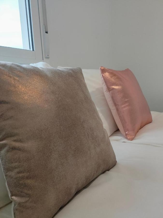 טורמולינוס Bellevue Sea View Apartment By Namaste Elite מראה חיצוני תמונה